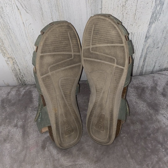 0704 Earth Green Sandals Comfortable Slip-On Design - Picture 8 of 10